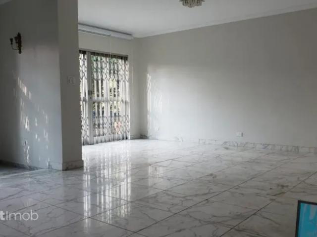 Casa à venda e para aluguel em Pacaembu