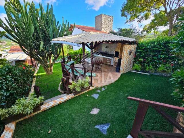 Casa à venda em condomínio fechado com 940m² de terreno Gravatá/PE!