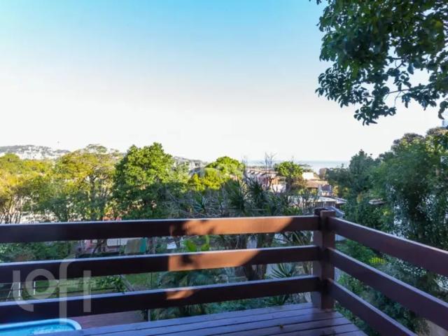 Casa à venda Rua Goitacaz, Vila Assunção Porto Alegre