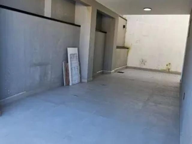 Casa à Venda, 184m2,3 Suítes, 2 Vagas Trindade, Florianópolis, SC