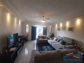 Casa à Venda 217m² com 3 Quartos suítes, 5 banheiros, Jaguaribe Osasco