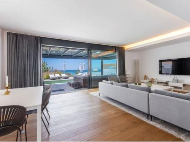 Casa Venta Cerceda, Costabella Queixas
