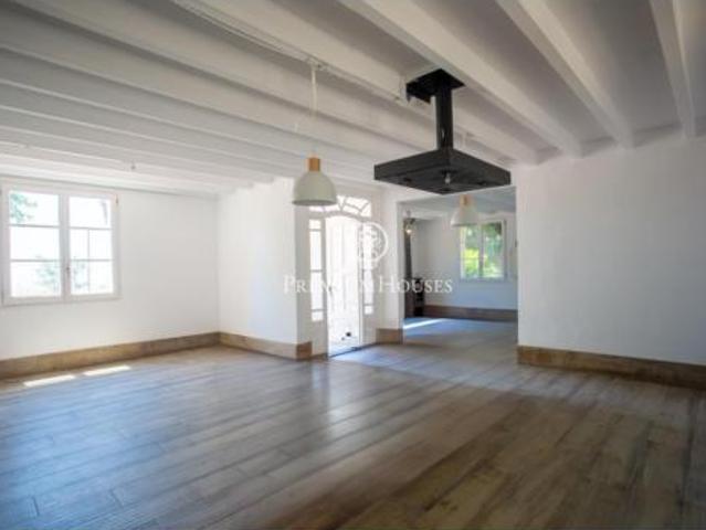 Casa Venta Mataró, Cinc Sènies