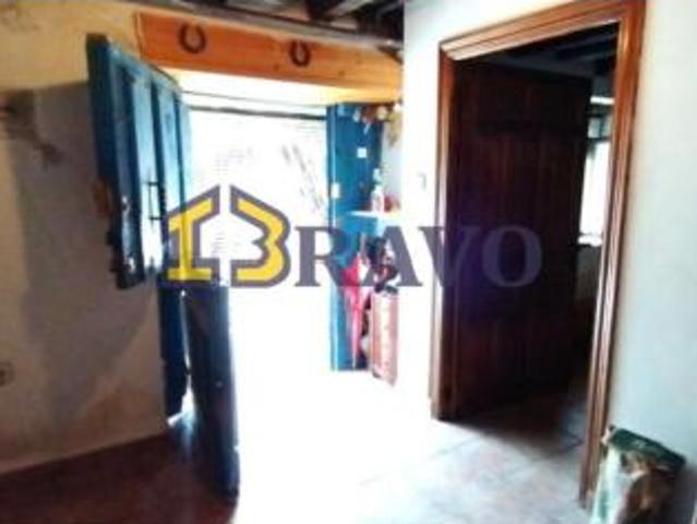 Casa Venta Merindad de Cuesta Urria, Almendres