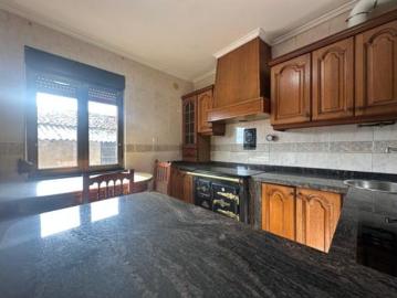 Casa Venta Mieres, Parroquias Rurales