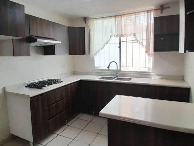 CASA VENTA MIRADOR DEL VALLE TLAJOMULCO