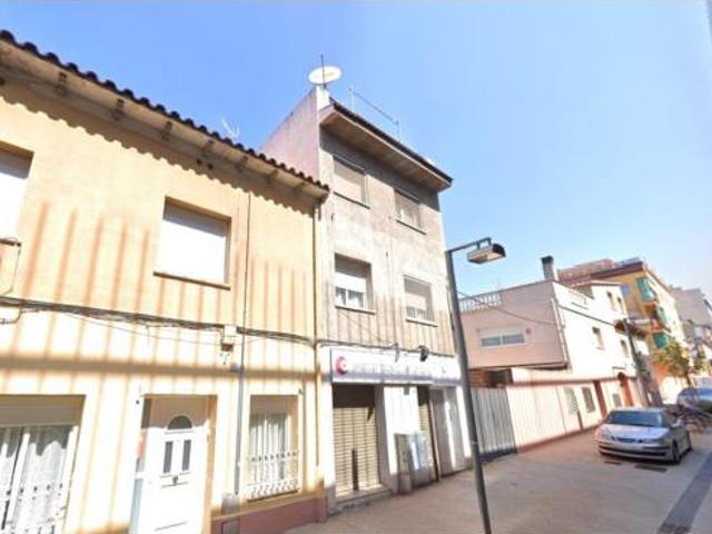 Casa Venta Mollet del Vallès, Col·legis Nous