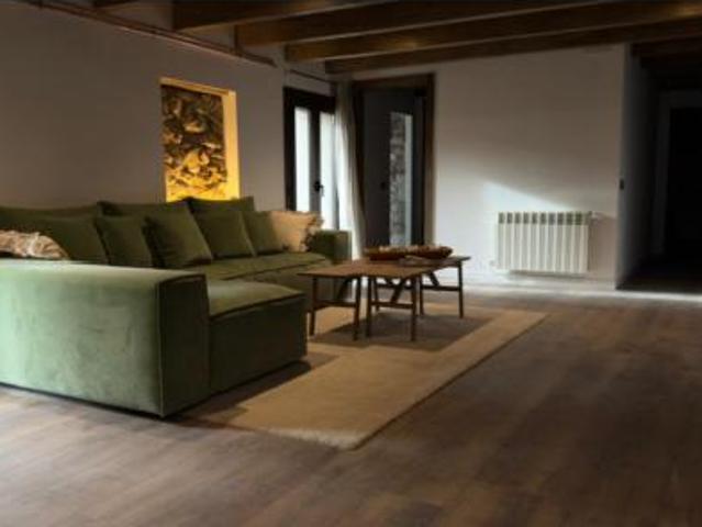 Casa Venta Montellà i Martinet, Estana