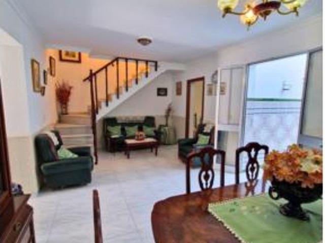 Casa Venta Morón de La Frontera, Las Encarnaciones