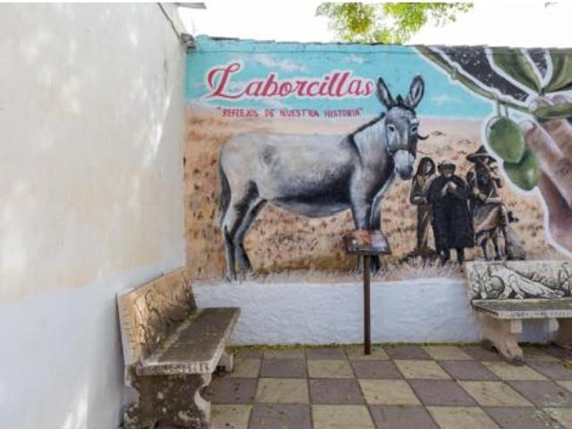 Casa Venta Morelábor, Laborcillas
