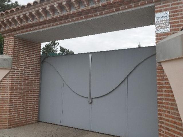Casa Venta Nuevo Baztán, Central Telefónica de Radio