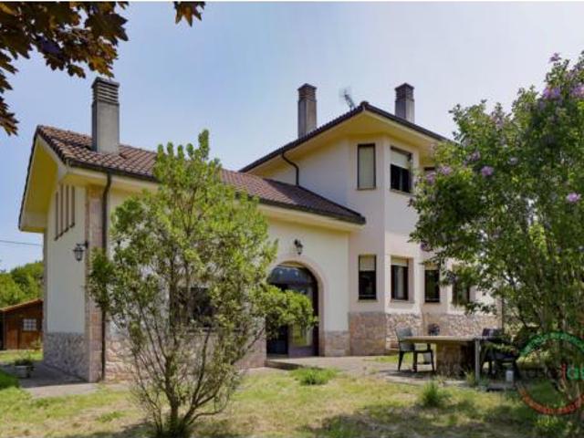 Casa Venta Nava, Nava