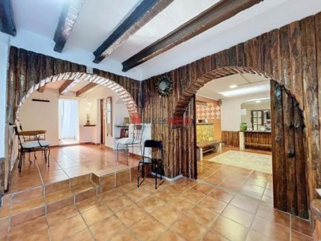 Casa Venta Olèrdola, Moja