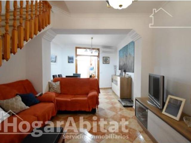 Casa Venta Oliva, Nucli Urbà