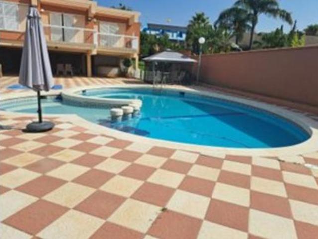 Casa Venta Alcalá de Guadaíra, Oromana