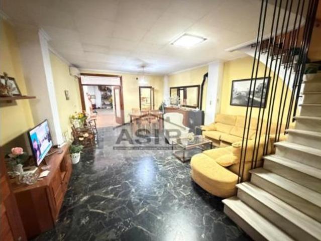 Casa Venta Alzira, Centre