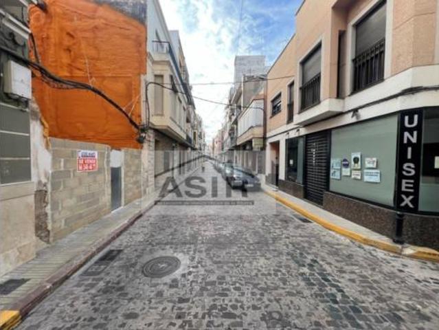 Casa Venta Alzira, Centre