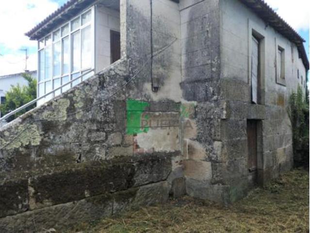 Casa Venta Amoeiro, Amoeiro