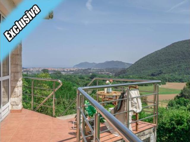 Casa Venta Arnuero, Isla