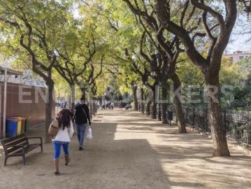 Plaça de L'Estatut, Barcelona, Turó de la Peira, Barcelona, Barcelona, Cataluña, Cataluña