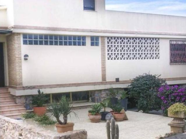 Casa Venta Benidorm, Urbanitzacions