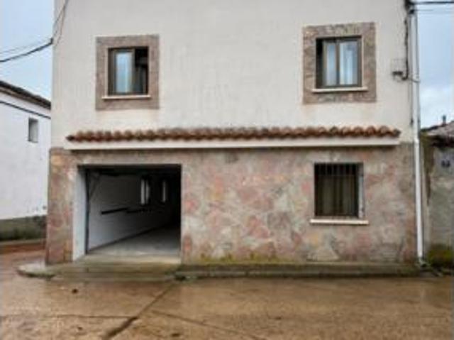 Casa Venta Cueva del Hierro, Cueva del Hierro