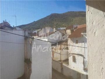 Casa Venta Castillo de Locubín, Castillo de Locubín