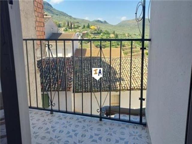 Casa Venta Castillo de Locubín, Castillo de Locubín