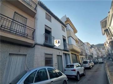 Casa Venta Castillo de Locubín, Castillo de Locubín