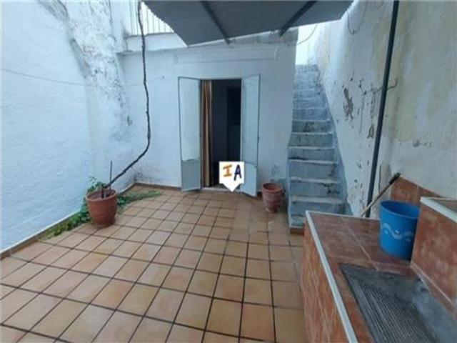 Casa Venta Castillo de Locubín, Castillo de Locubín