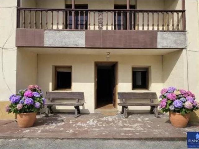Casa Venta Carreño, Perán