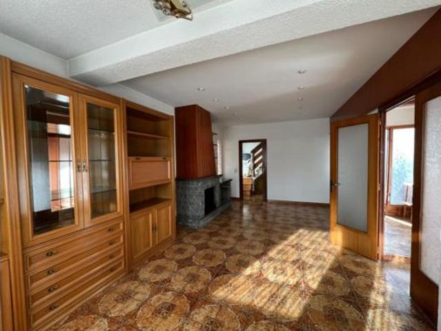 Casa Venta Centelles, Centelles