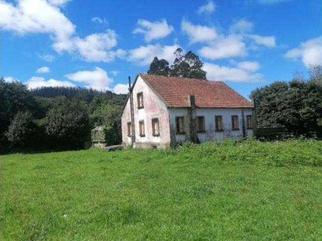 Casa Venta Cerdido, A Vila da Igrexa