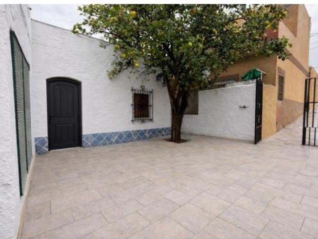 Casa Venta Chiclana de la Frontera, La Banda Campo de Fútbol