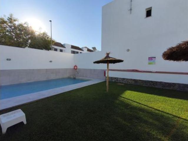 Casa Venta Chiclana de la Frontera, La Banda Campo de Fútbol