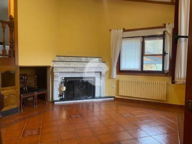 Casa Venta Coles, Coles Capital