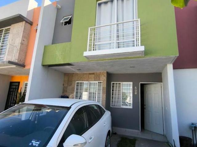 CASA VENTA COTO LOMA JALAPA 508 DE 3 RECAMARAS EN FRACC PARQUE LAS LOMAS TONALA