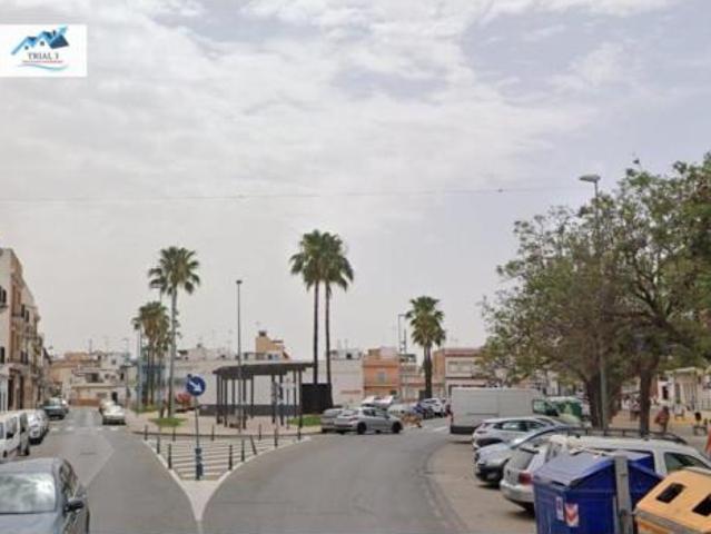Casa Venta Dos Hermanas, Centro Doña Mercedes