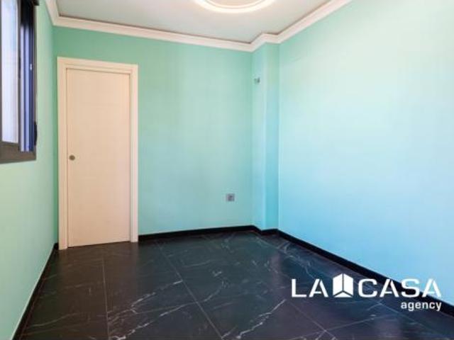 Casa Venta Dos Hermanas, Centro Doña Mercedes