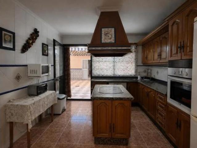 Casa Venta Dos Hermanas, Centro Doña Mercedes