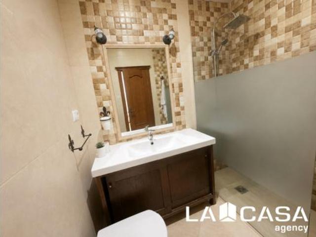 Casa Venta Dos Hermanas, Centro Doña Mercedes