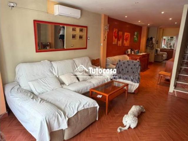 Casa Venta Dos Hermanas, Centro Doña Mercedes