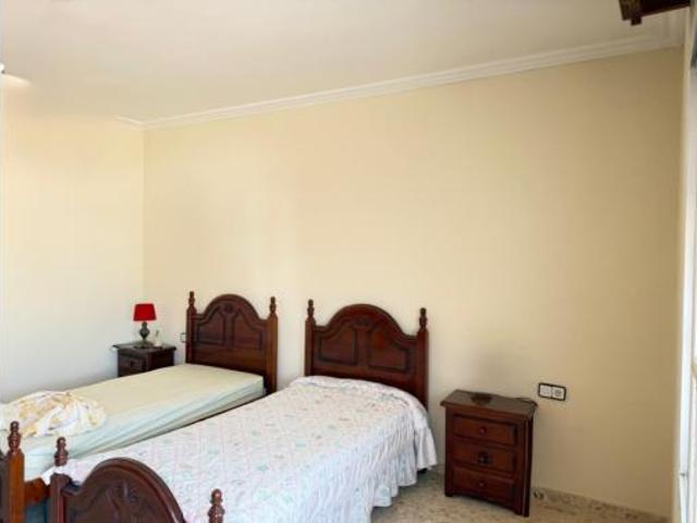 Casa Venta Dos Hermanas, Centro Doña Mercedes