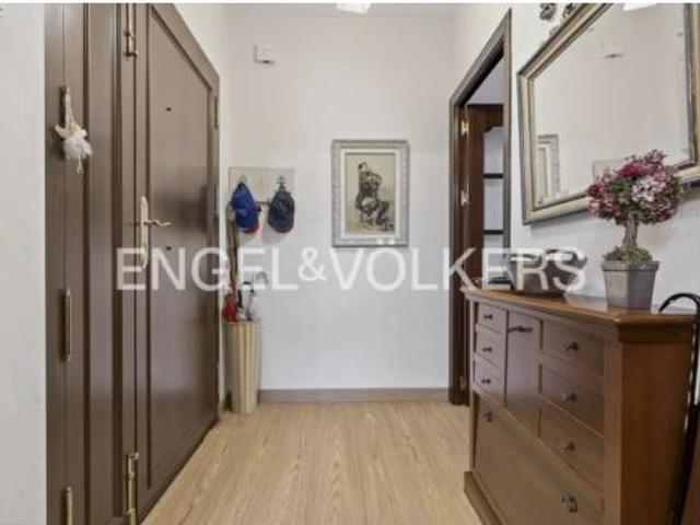 Casa Venta Dos Hermanas, Entrenúcleos