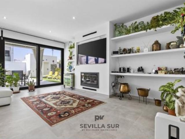 Casa Venta Dos Hermanas, Entrenúcleos