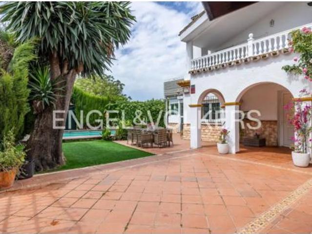 Casa Venta Dos Hermanas, La Motilla