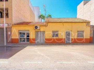 Villa en venta en Baix Vinalopó