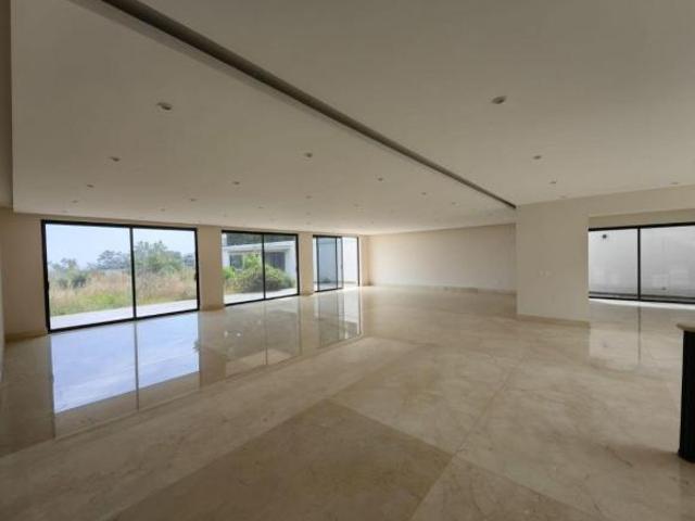 CASA VENTA EN COL. COL. BOSQUES DE LAS LOMAS / 1,386 m2
