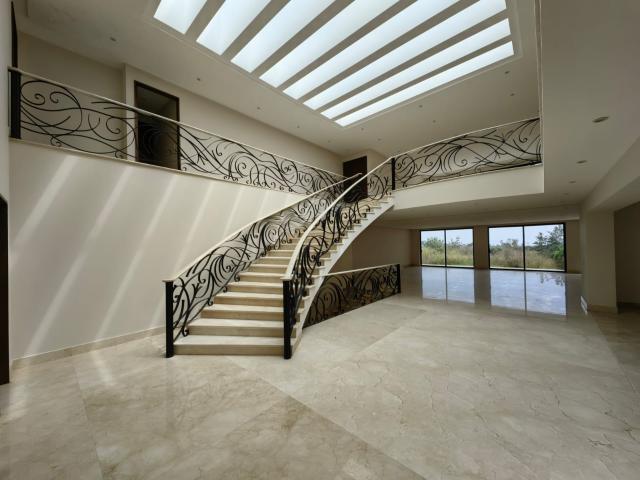 CASA VENTA EN COL. COL. BOSQUES DE LAS LOMAS / 1,386 m2