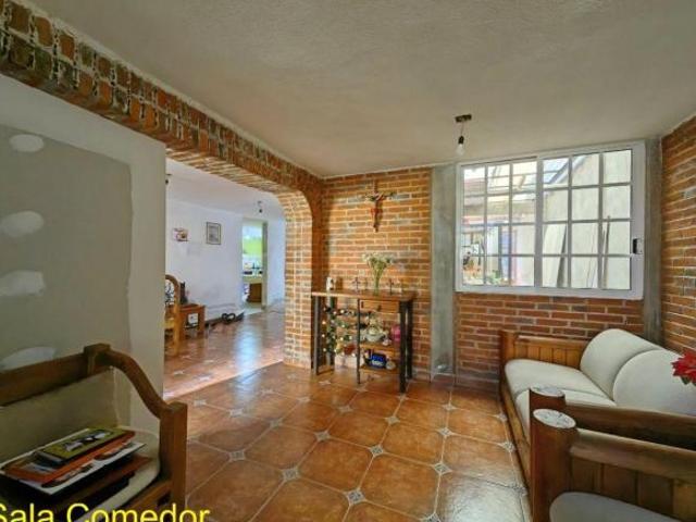CASA VENTA EN COL. CUCHILLA DE PADIERNA / 265m2